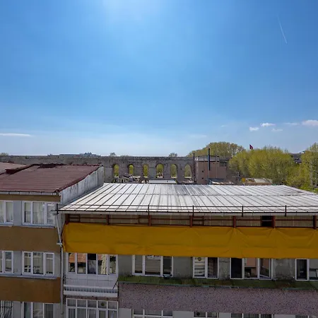 Diamond Old Town Hotell 3*